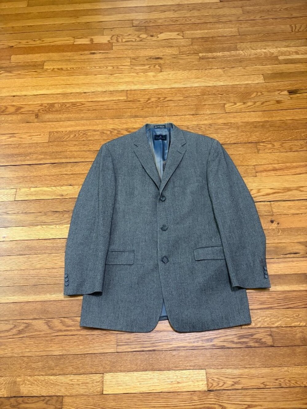 Kenneth Cole Reaction Mens Blazer Jacket Size 40R Gray Wool 2 Button Sport Coat